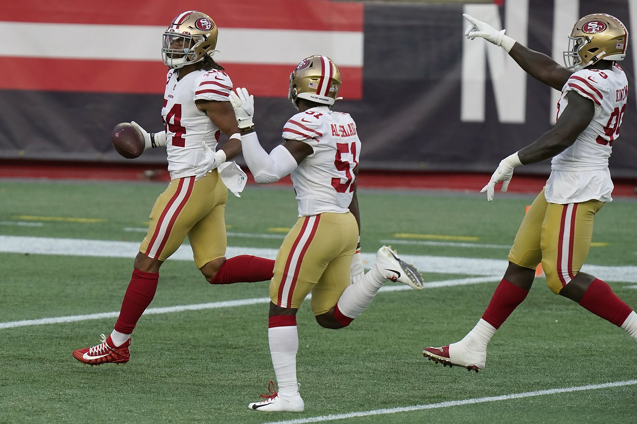 Fred Warner of the San Francisco 49ers celebrates after a defensive News  Photo - Getty Images