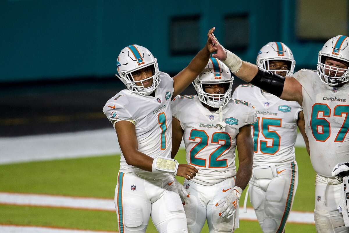 Tua Tagovailoa makes successful NFL debut as Miami Dolphins' quarterback