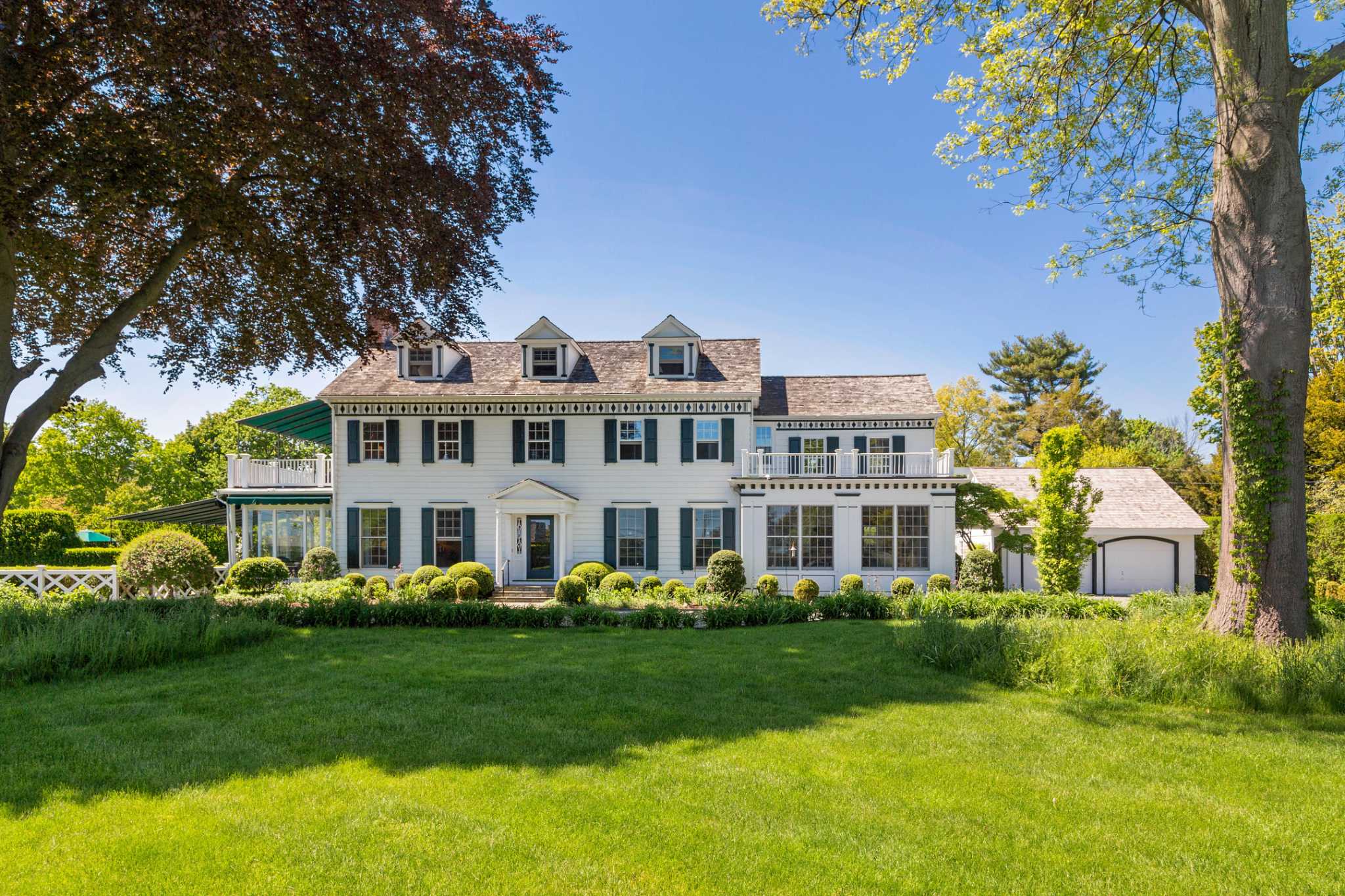 On the Market: Fairfield Home offers grandeur of the Roaring 20s