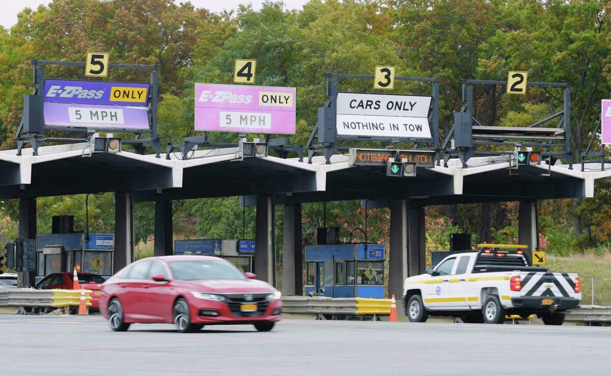 A view of the exit 24 toll plaza for Interstate 87 and Interstate 90 on Tuesday, Oct. 20, 2020, in Albany, N.Y. (Paul Buckowski/Times Union)