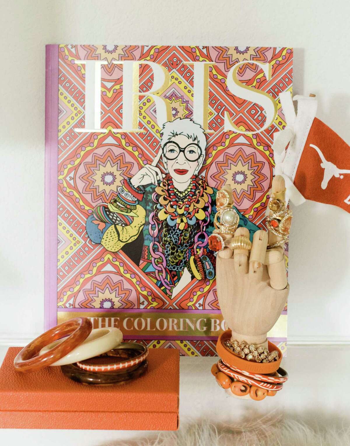 Styleicon Iris Apfel discusses her coloring book and living in color