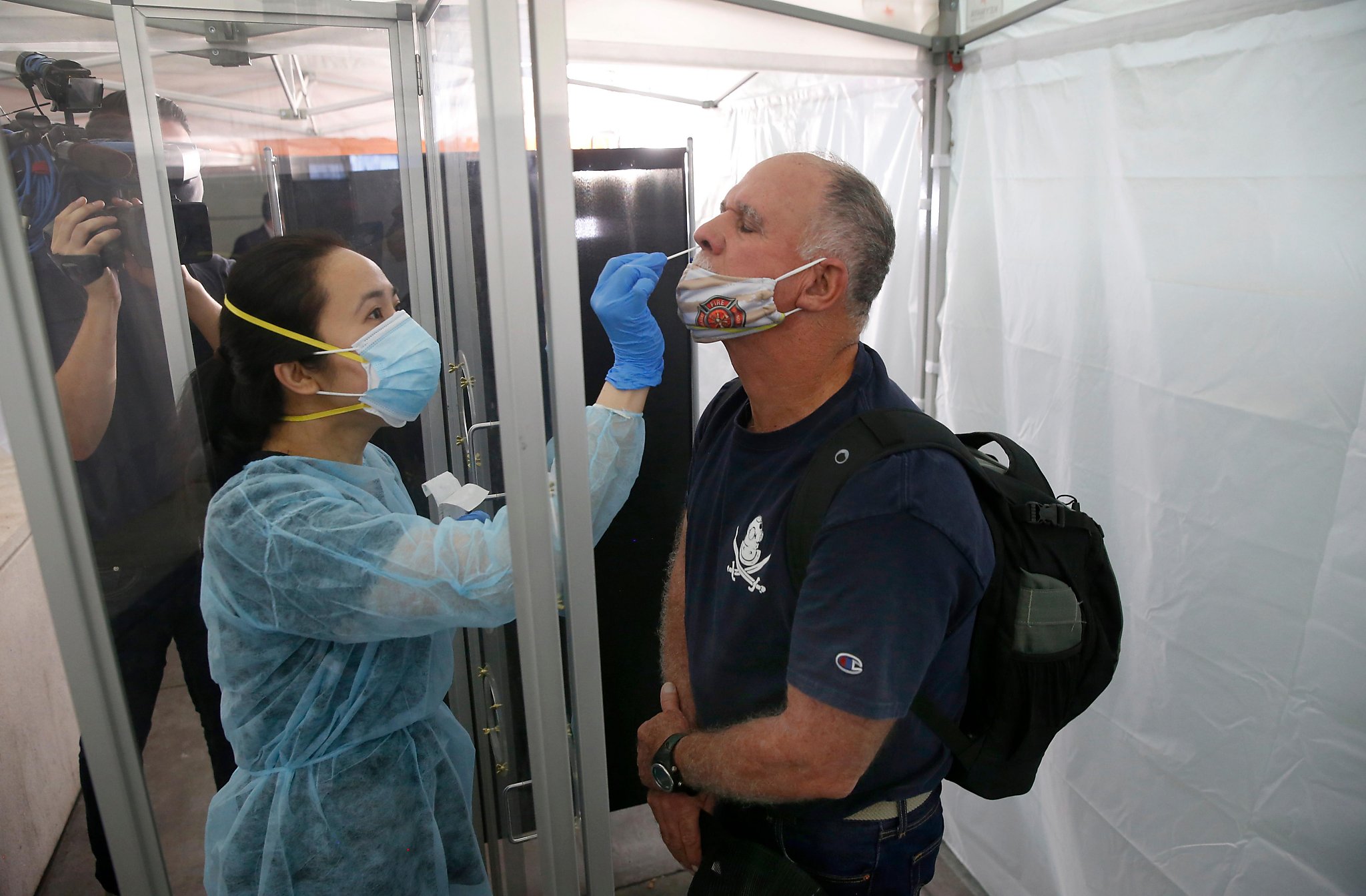 California to double coronavirus testing capacity by spring, governor says - San Francisco Chronicle
