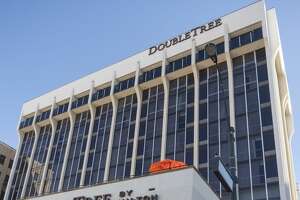 Doubletree to host eclectic music night -- ‘House Party on the Rooftop’
