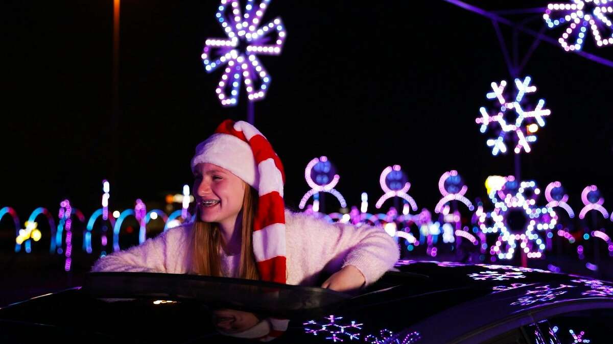 New drivethru holiday light park to make debut in Houston area