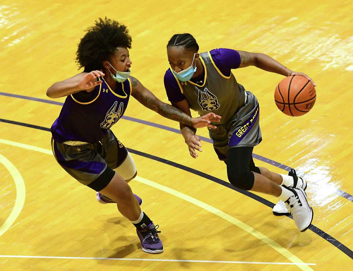 University at Albany's Kyara Frames, left, guards Fatima Lee as the women's basketball team practices in the SEFCU Arena at University at Albany on Wednesday, Oct. 28, 2020 in Albany, N.Y. (Lori Van Buren/Times Union)