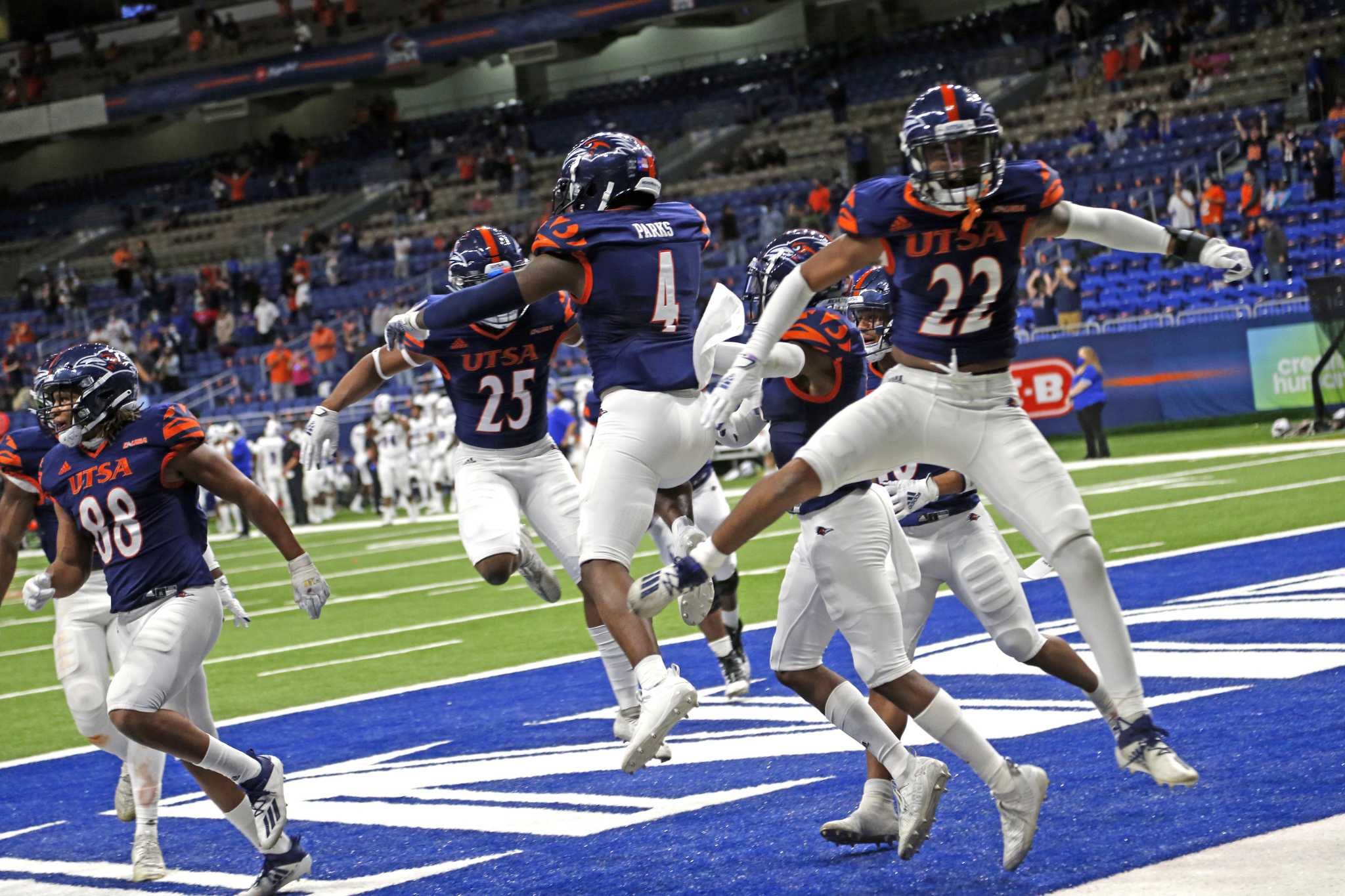 Secondary Stepping Forward As Strong Point For UTSA Defense