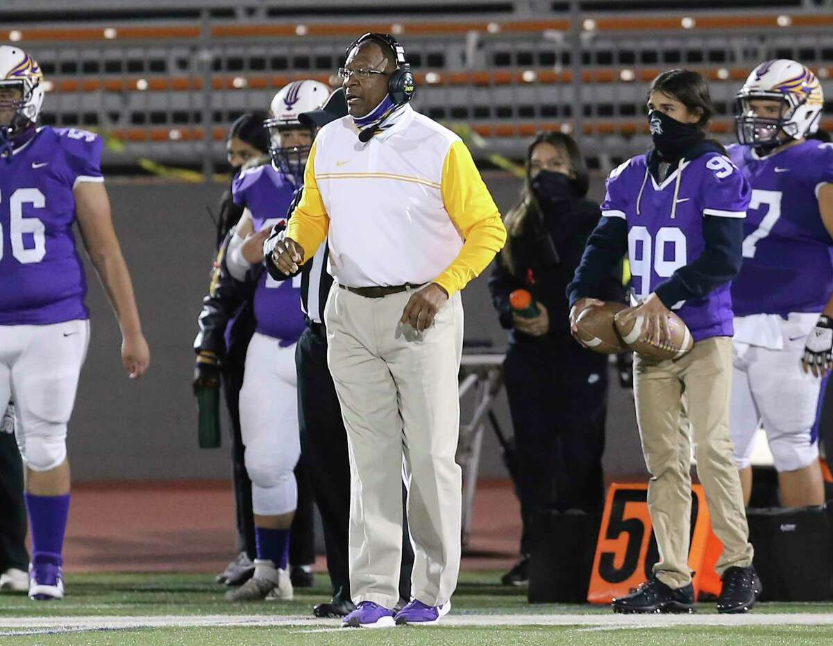 Willie Hall reflects on his upcoming retirement as he prepares Willie Hall reflects on his upcoming retirement as he prepares