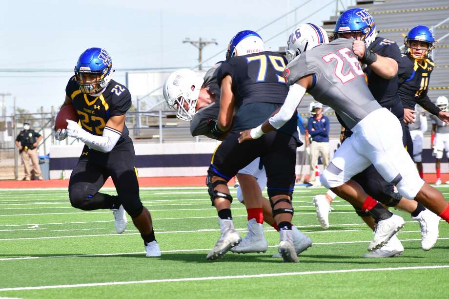 Photo Gallery: Wayland Baptist football team outlasts OPSU 29-24 ...