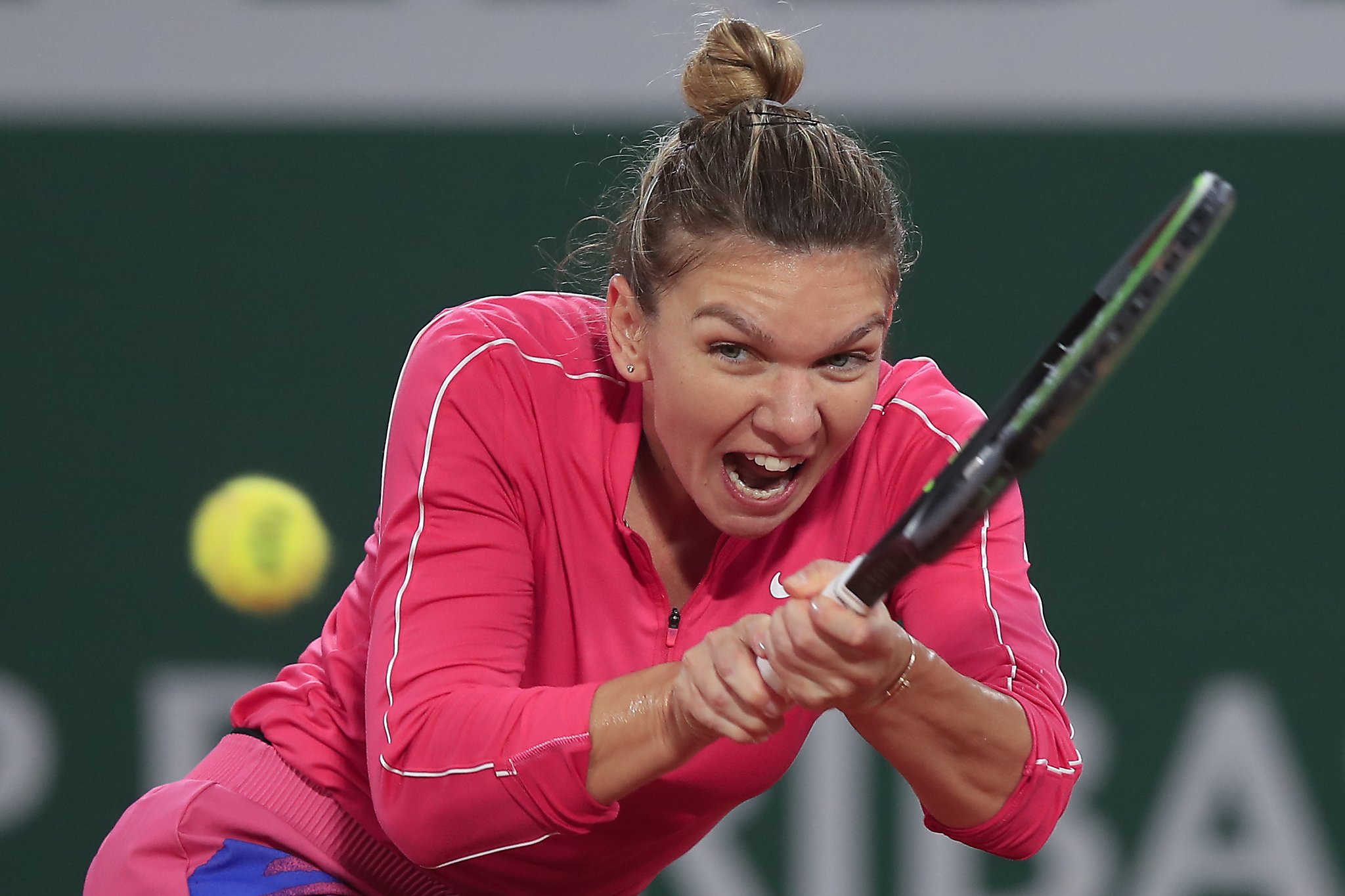 Wimbledon champion Simona Halep tests positive for coronavirus