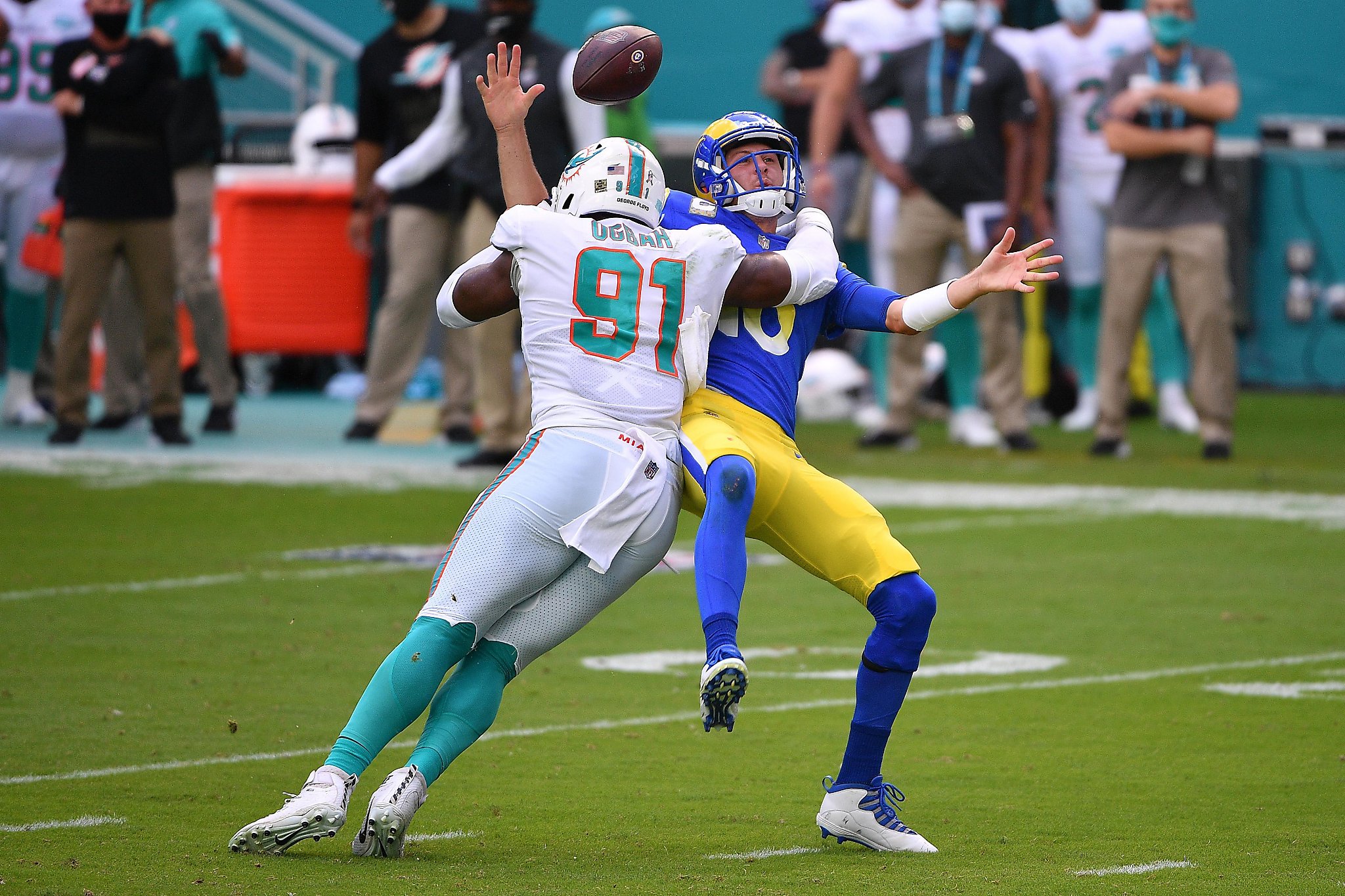 Dolphins win by making things difficult for Rams QB Jared Goff
