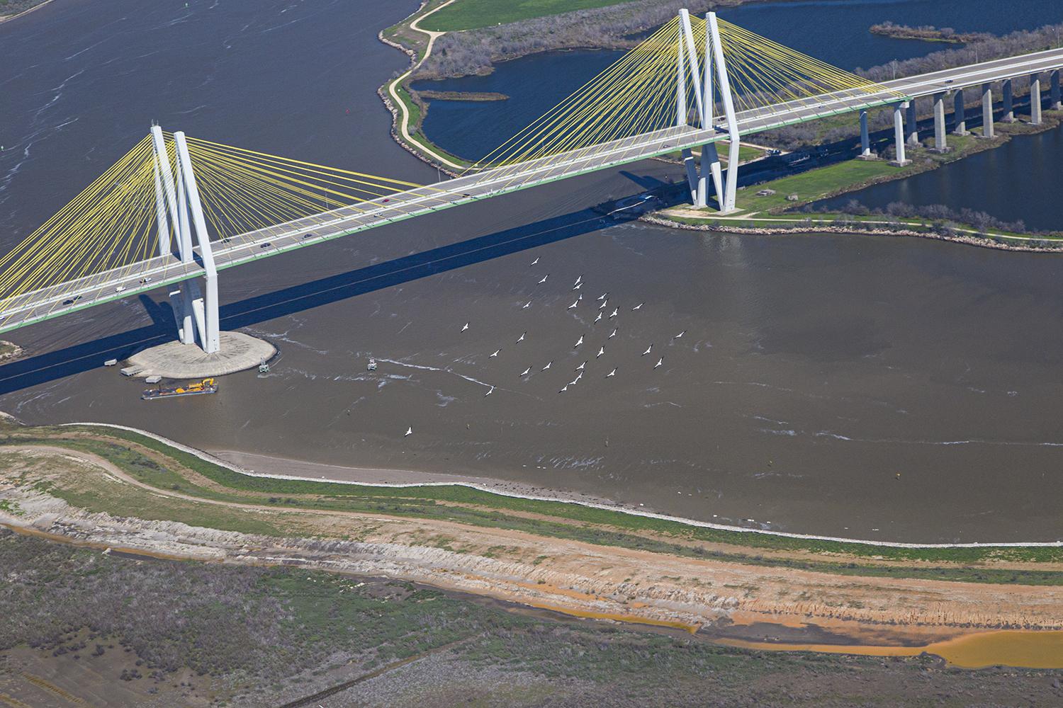 Fred Hartman Bridge to close for emergency repairs this weekend