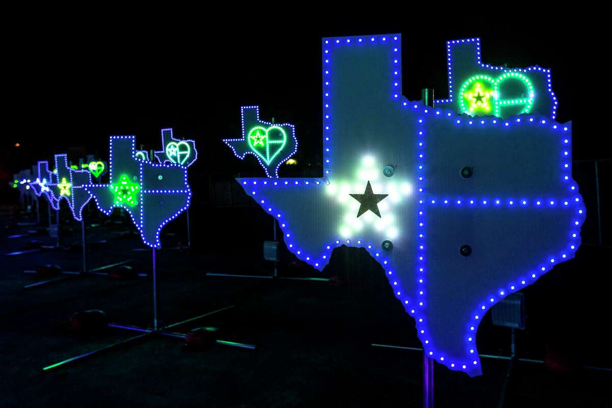 Houston gets a new drivethrough holiday light park