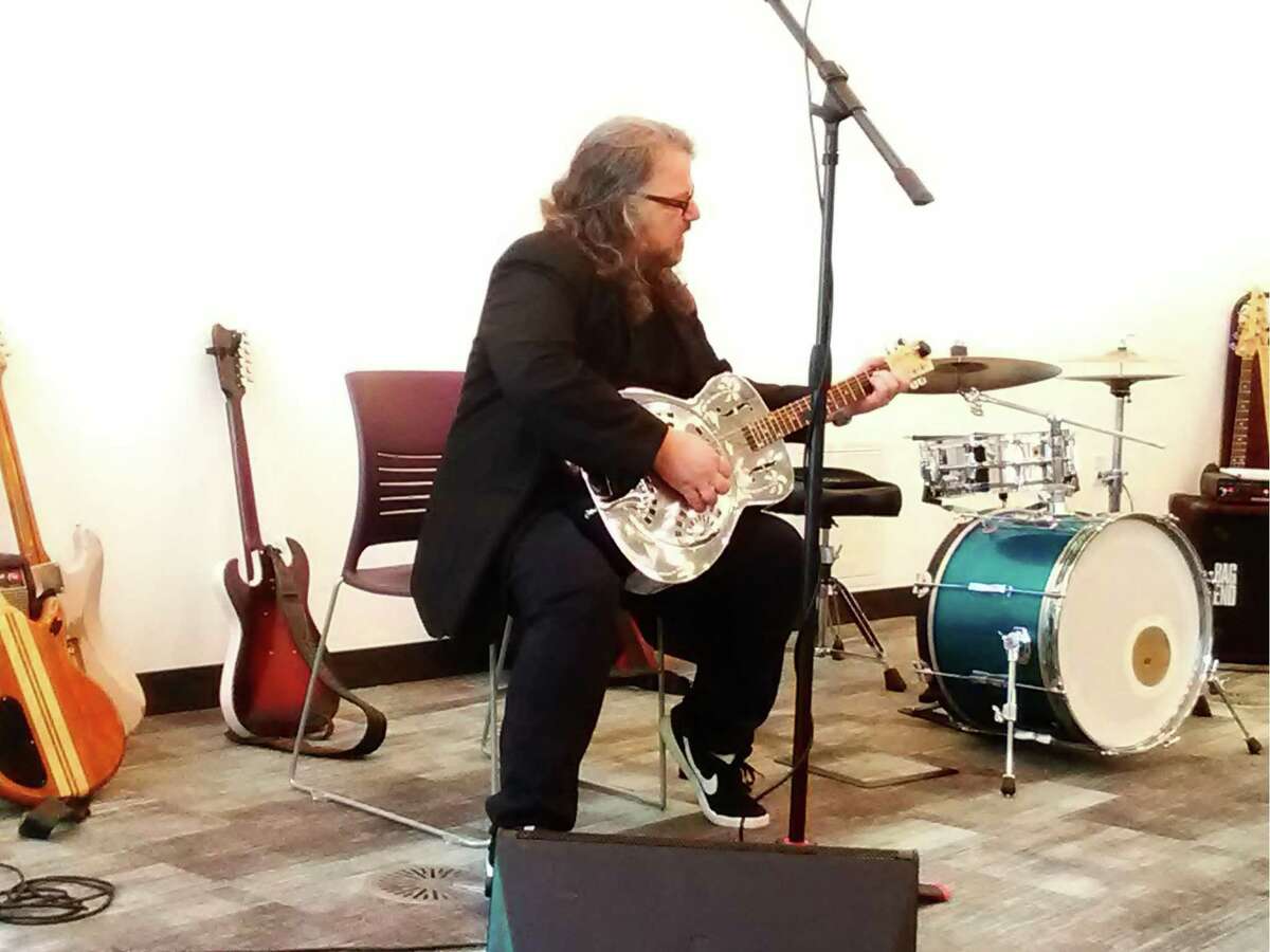 The Ridgefield Library continues its Ridgefield Folk series Sunday, Nov. 8, at 2 p.m., with acclaimed guitarist and music historian Joey Leone who will present, “The History of Blues in America,” an online program with live music segments.