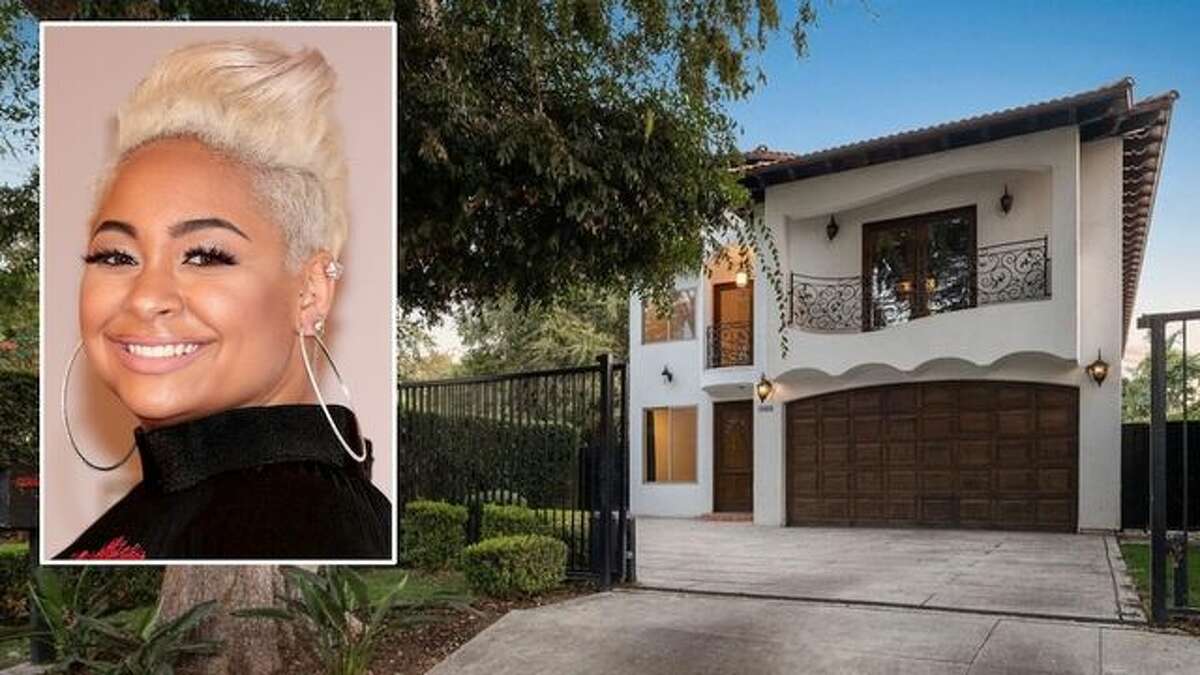 That S So Raven Raven Symone Selling Sherman Oaks Home For 2 1m