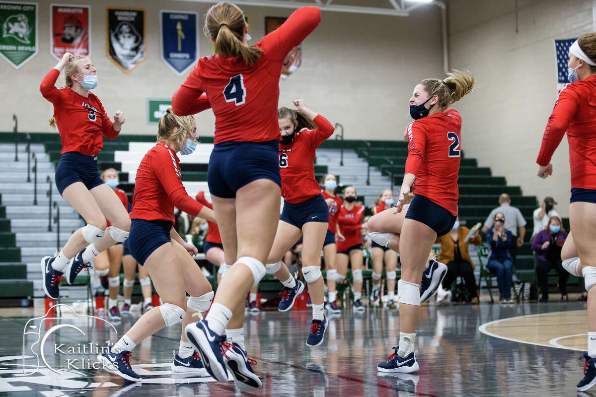 The USA varsity volleyball team swept Harbor Beach in their district semi-finals game at Laker High School on Wednesday night. The Patriots won, 23-25, 25-27, 15-25.