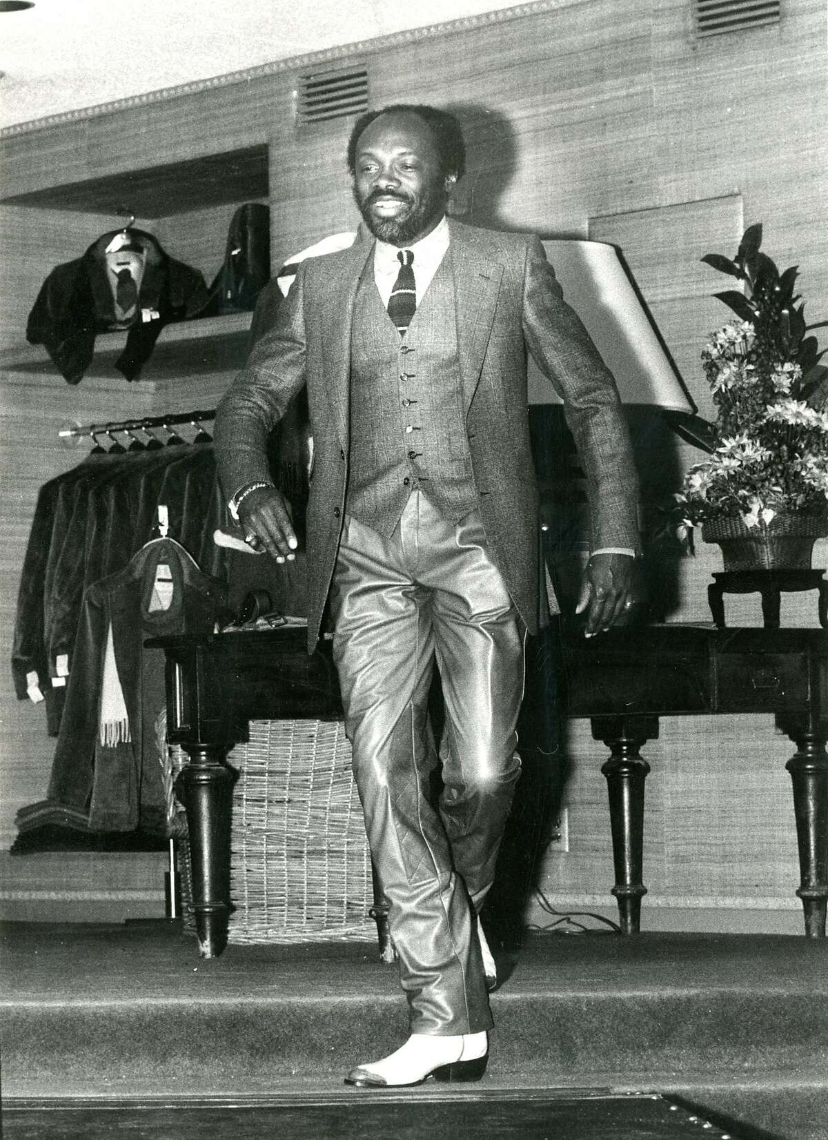 Willie Brown Wikitimeline Photos - apg6vx0