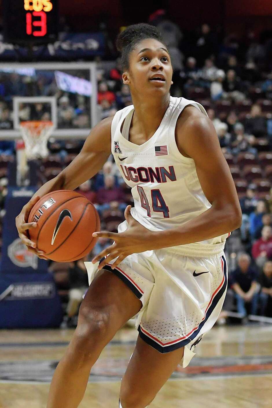 ‘Another set of eyes’: UConn’s Aubrey Griffin gets some NBA coaching