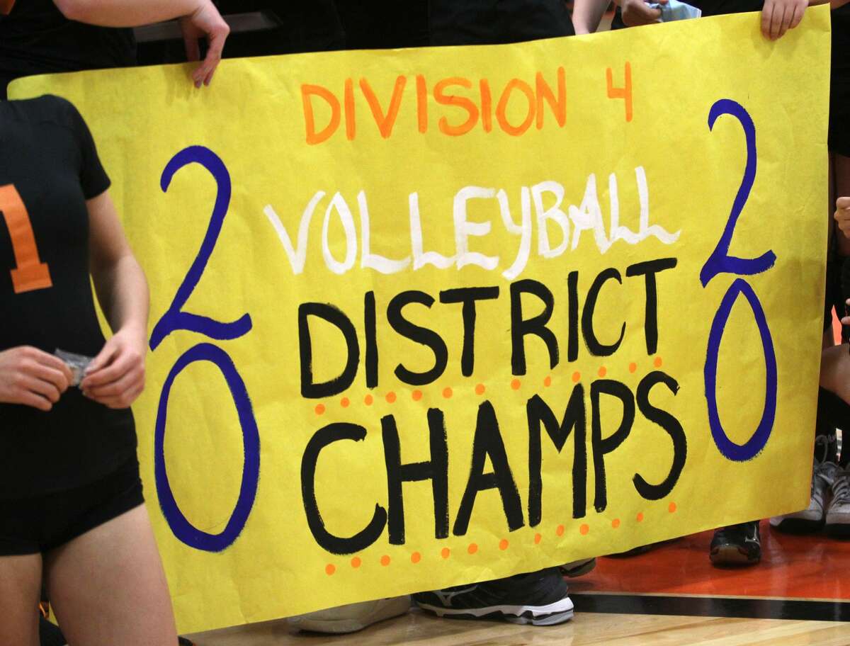 The Ubly varsity volleyball team pushed past North Huron in four sets on Thursday night to win a second-straight district championship. The Bearcats won, 25-10, 25-11, 23-25, 25-18.