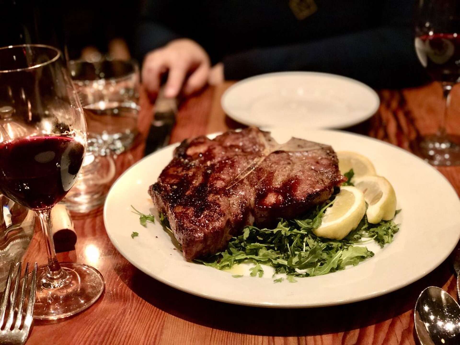 Rivoli restaurant solano ave (80) foto