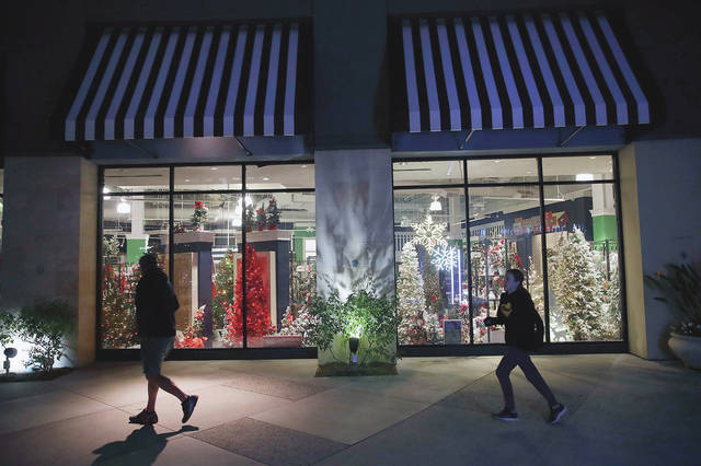 Minimalist tips to maximize holidays