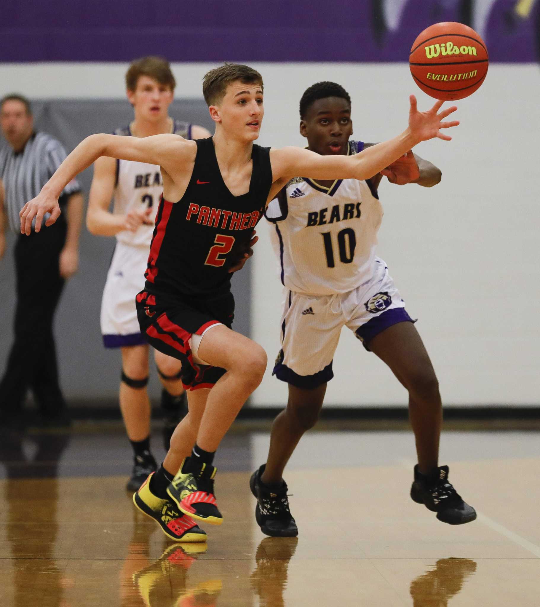 BOYS HOOPS: Caney Creek looks to turn the corner