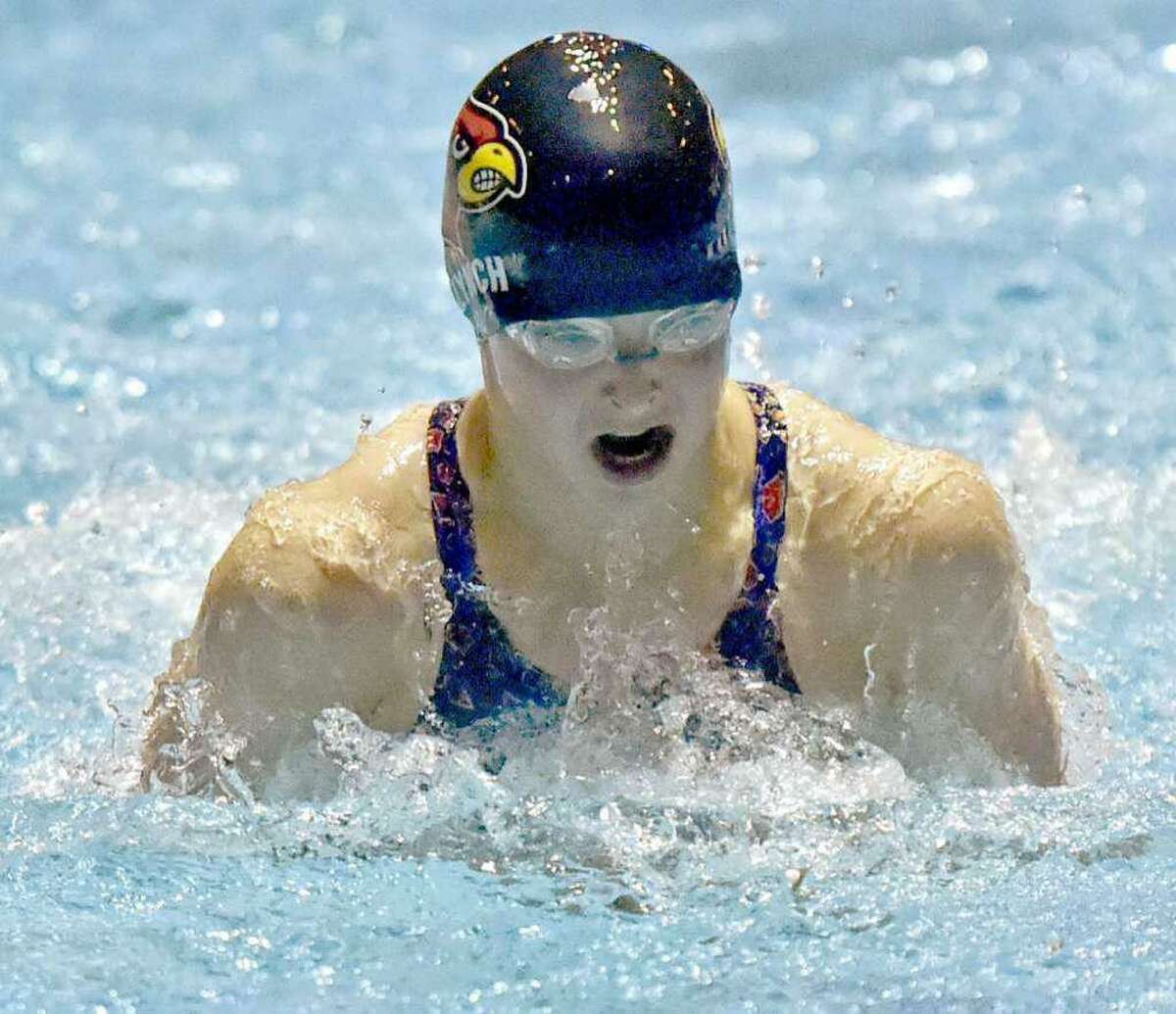 Greenwichs Meghan Lynch To Cap Her Swimming Career At Fciac West