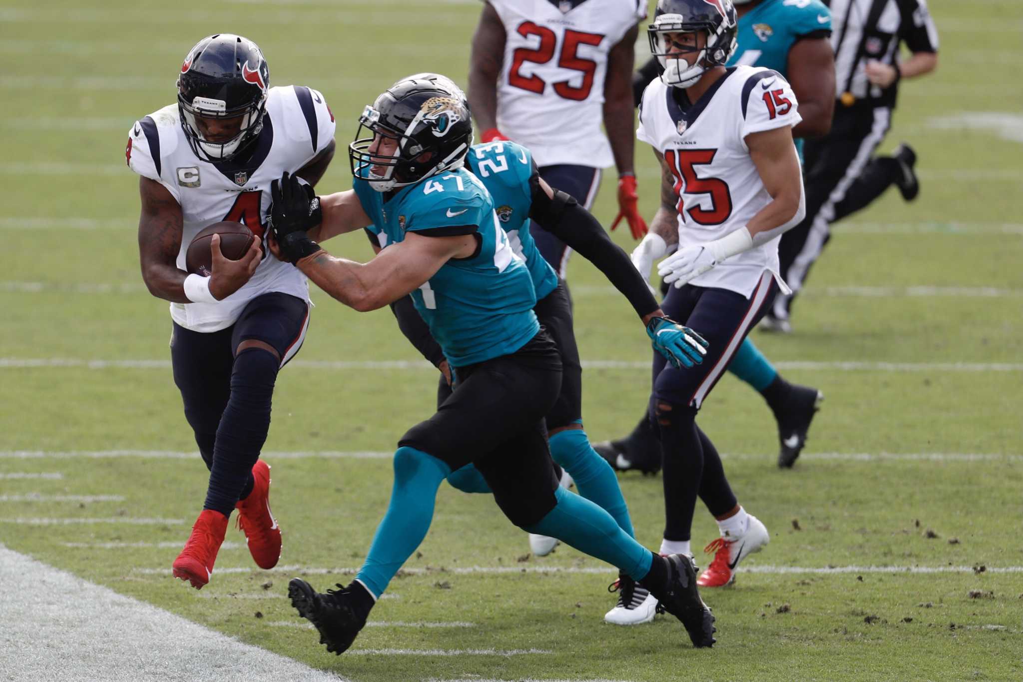 Jaguars rookie QB Jake Luton passes for 304 yards in loss to Texans