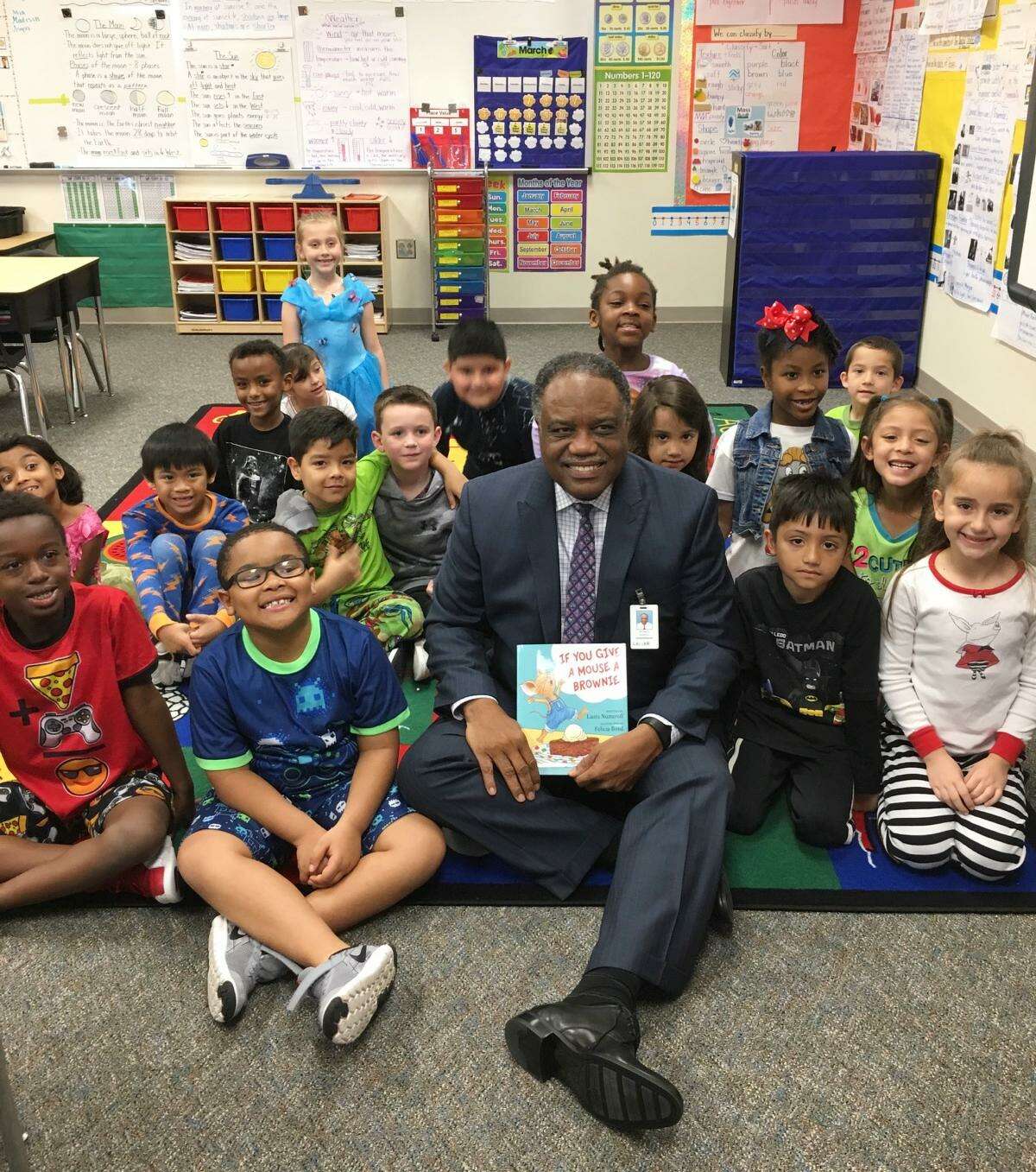 Lamar CISD superintendent set to retire after 20 years