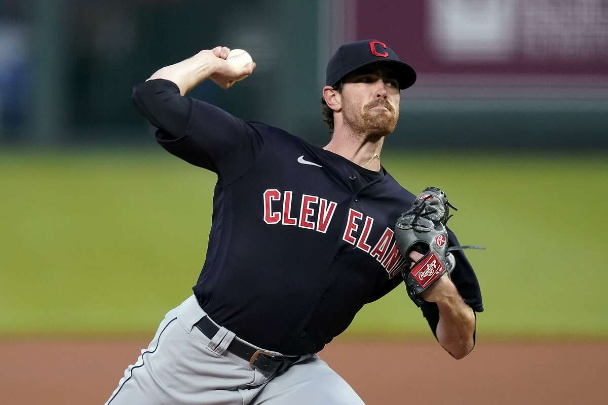 Trevor Bauer throws tantrum on teammates in Japanese league