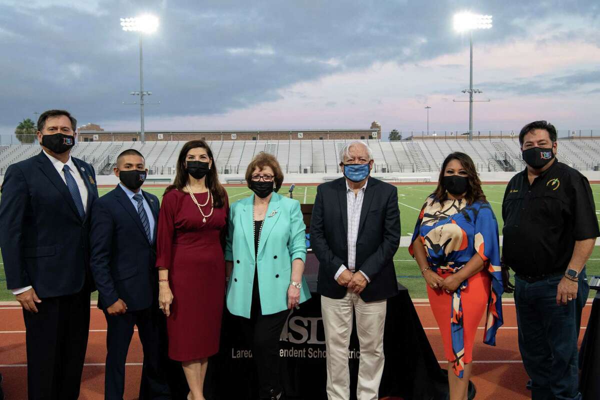 New and reelected LISD board members sworn in
