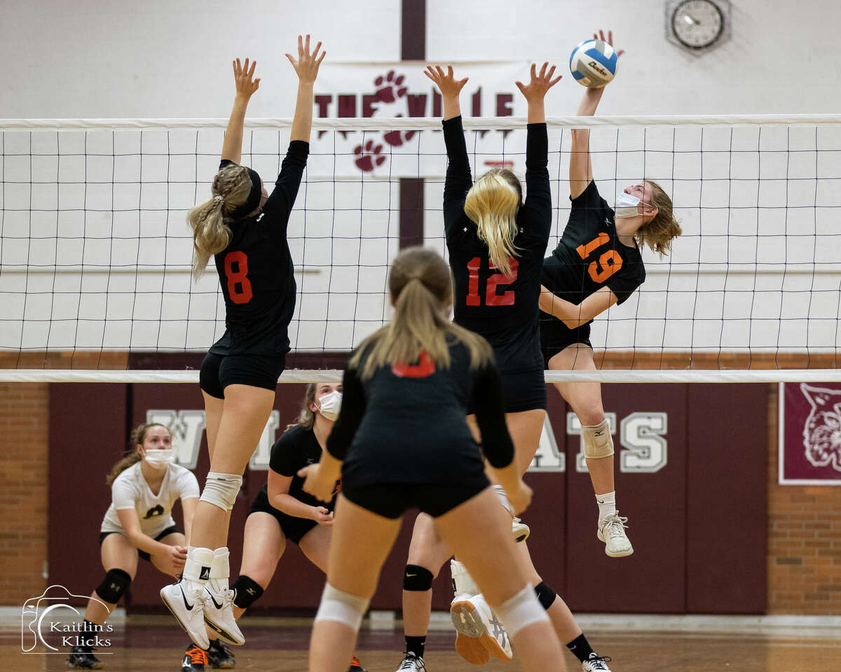 Ubly claims regional title, heads to state quarterfinals