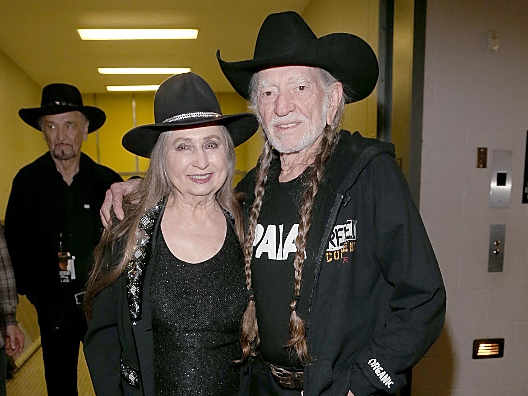 Bobbie Nelson, Willie Nelson's Biggest 'little Sister' Who Made His ...