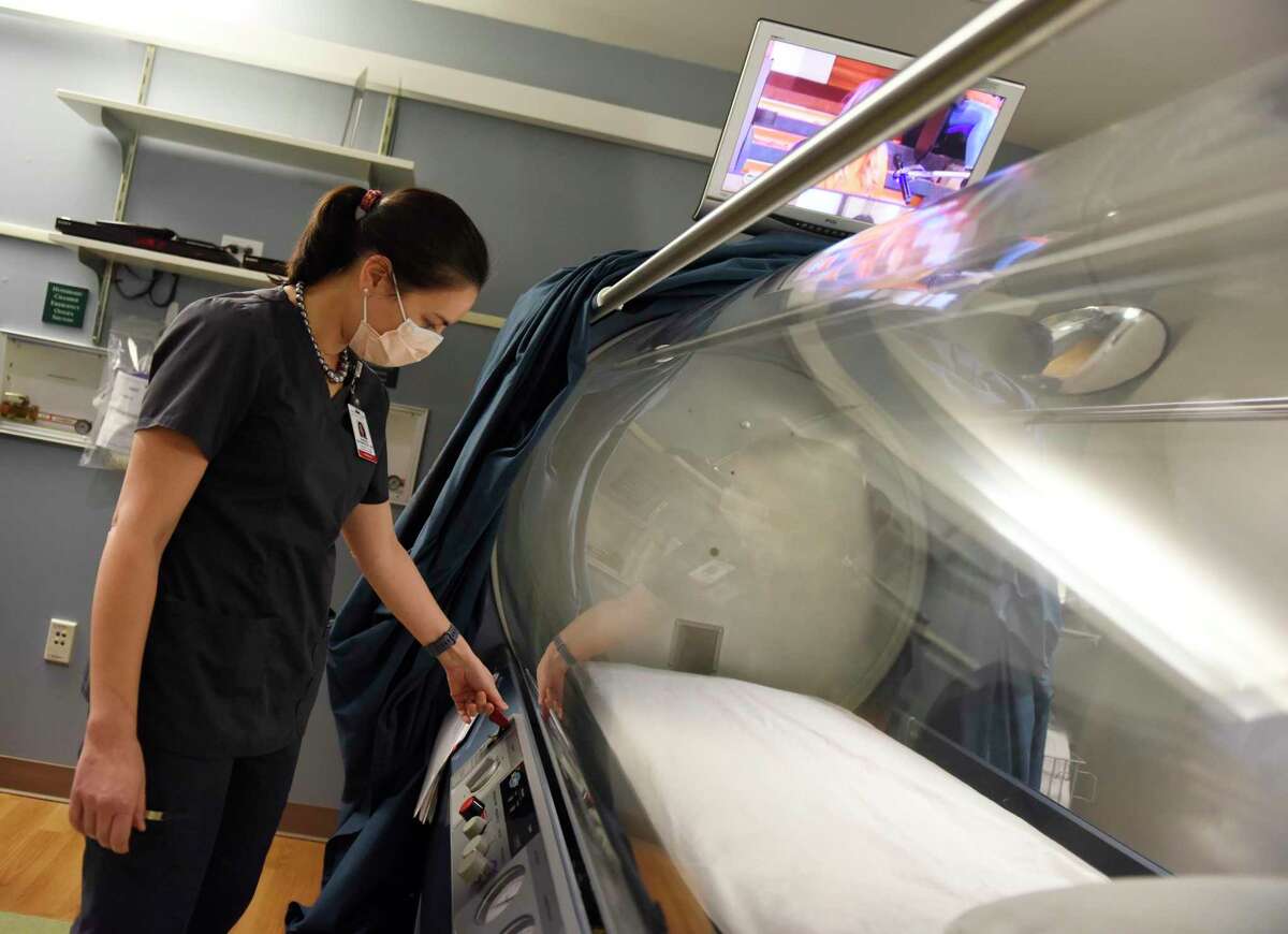 Greenwich Hospital tests hyperbaric oxygen therapy for COVID patients