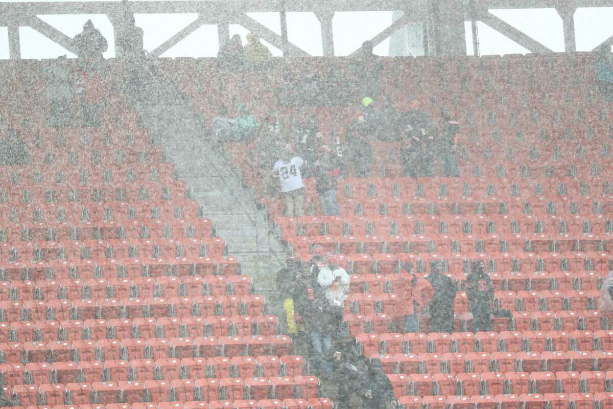 Wild weather during the Cleveland Browns-Houston Texans game, November 15,  2020 