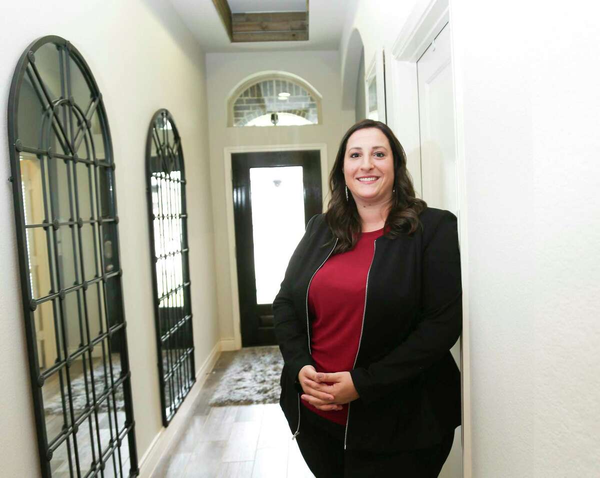 Helping buyer find dream home — and workplace