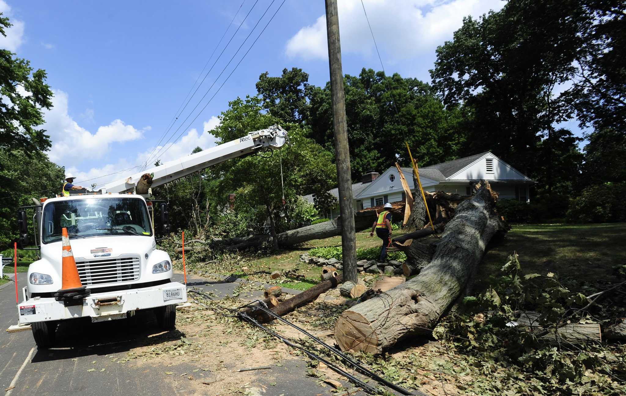 When Will Power Be Restored? More Than 7k Outages Remain In Ct