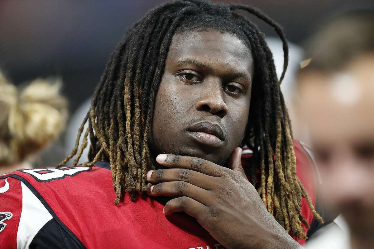 Former Atlanta Falcons defensive end Takk McKinley reportedly will be joining the 49ers pending a physical. San Francisco claimed the former first-round draft pick off waivers Wednesday.