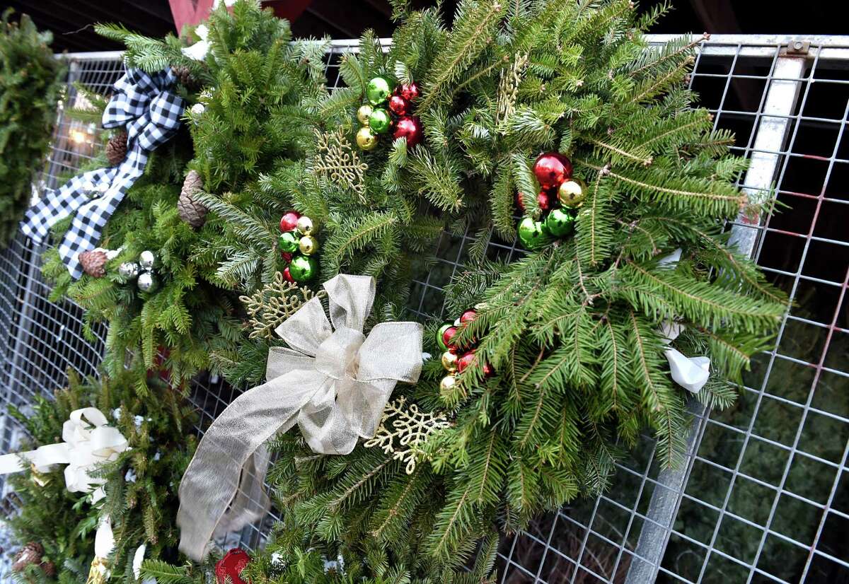 2022 Kris Kringle Christmas Fair Norwich Ct 5 Ct Holiday Ideas To Shop & Stroll As The Holiday Season Lights Up