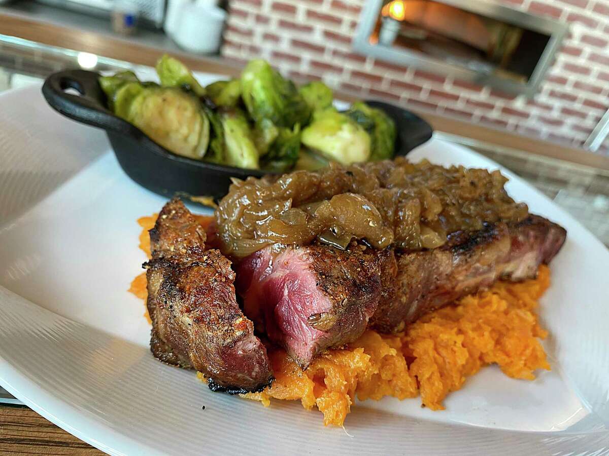 3 new restaurants in Boerne Botero Tapas + Wine Bar, Las Guitarras