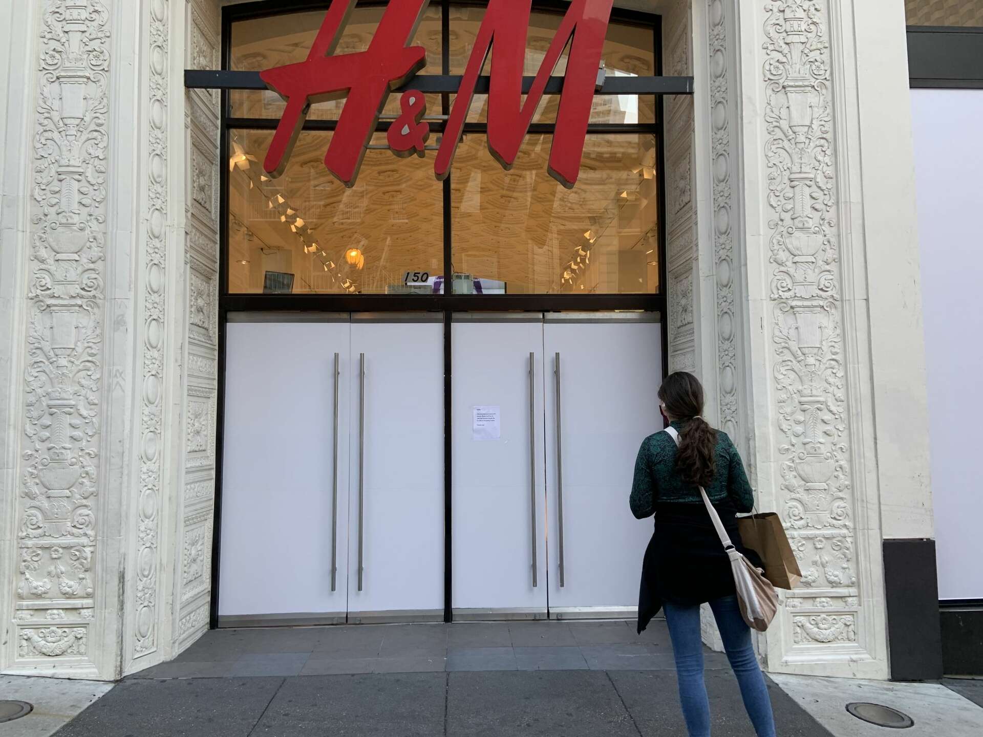 H&m stonestown outlet