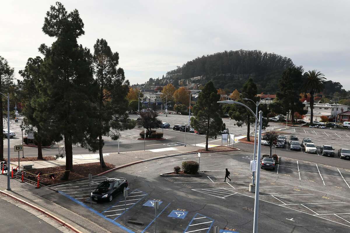 780 units of affordable housing will be built on 8 acres of parking lots at El Cerrito Plaza BART.