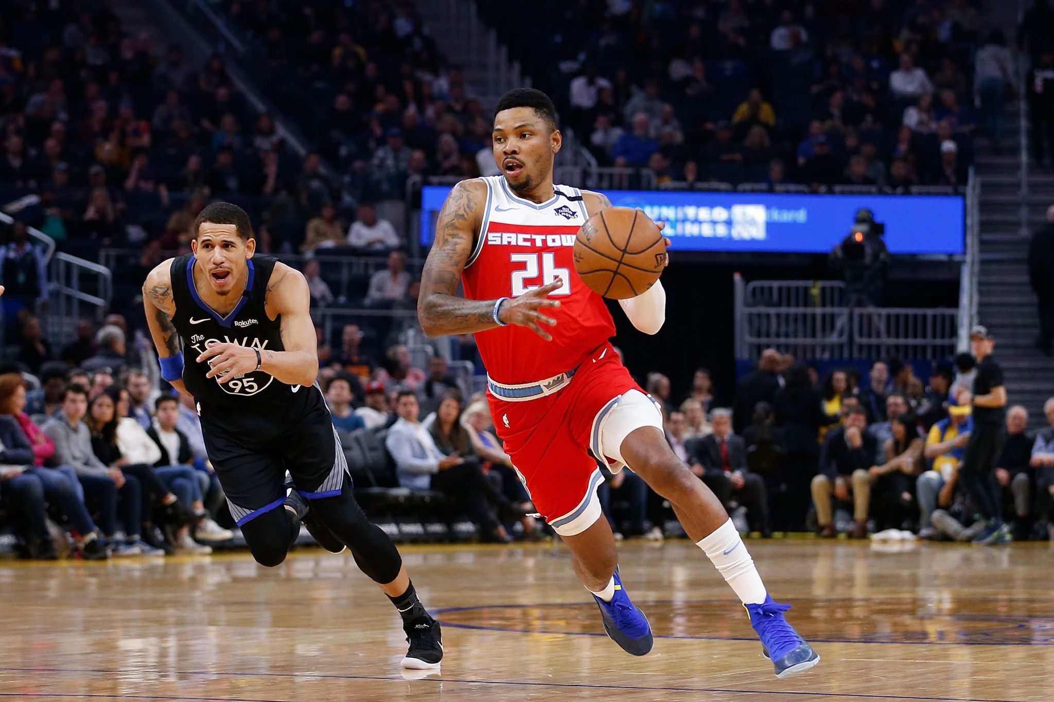 Warriors to sign Stephen Curry&rsquo;s close friend, Kent Bazemore, to one-year deal