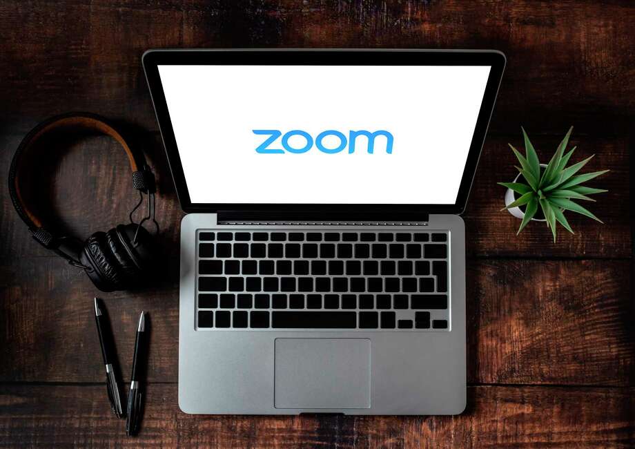 What is a Zoom room? 5 tips for creating one in your home now ...