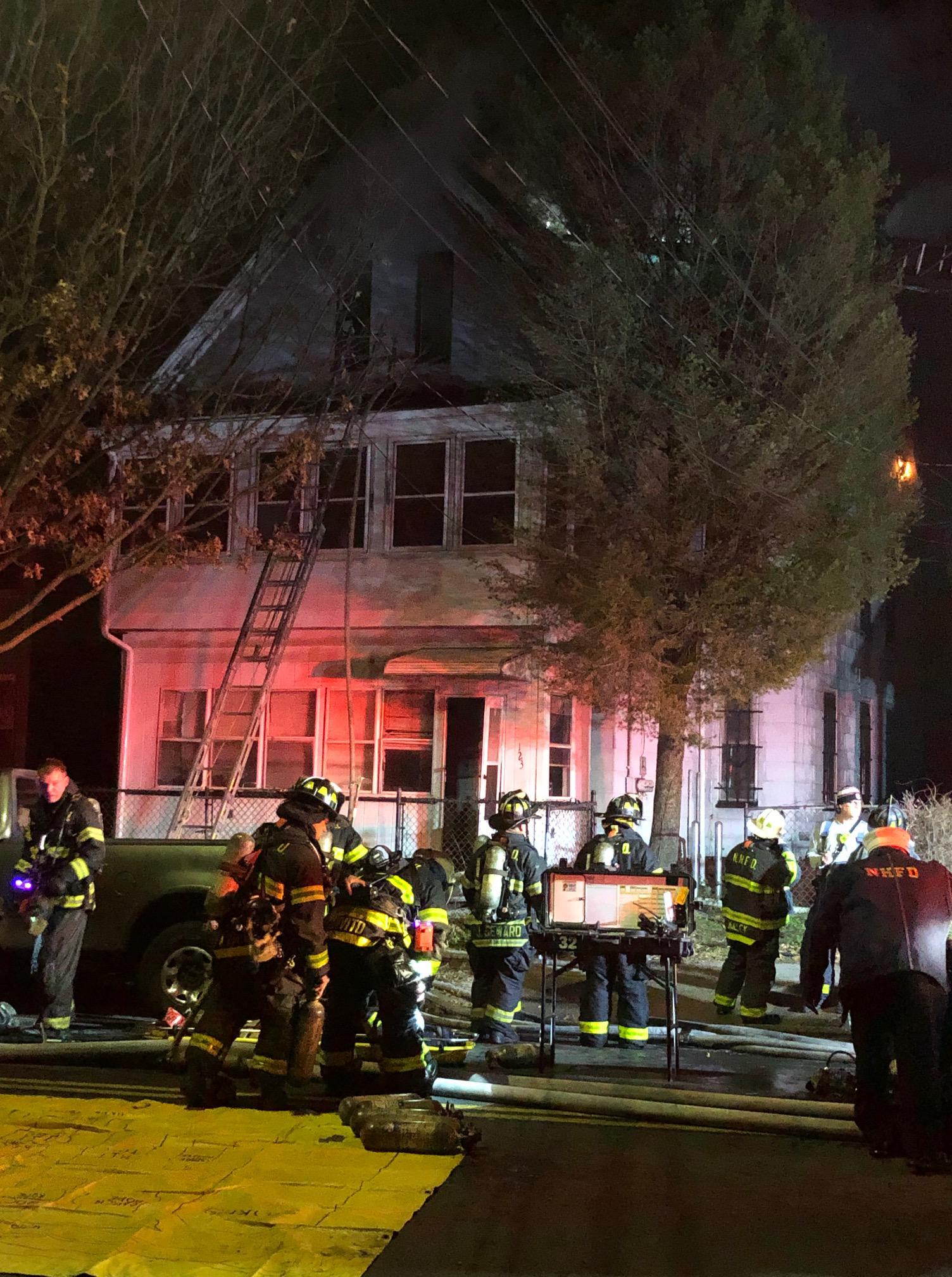New Haven firefighters extinguish two-alarm fire in vacant building
