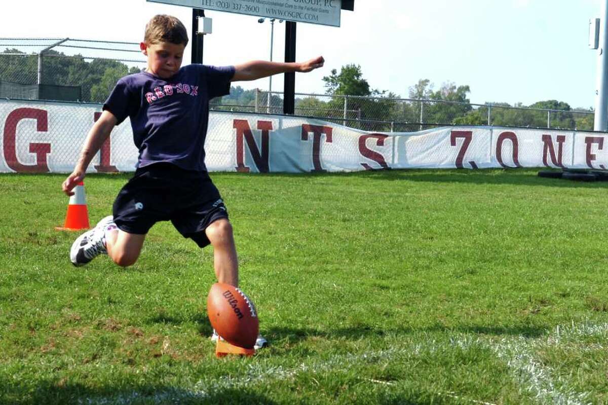 punt-pass-kick-providing-fun-and-exercise-for-kids