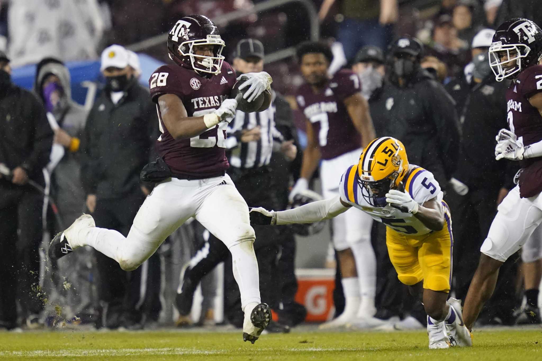 It really was Senior Night for LSU in 45-21 win over Aggies