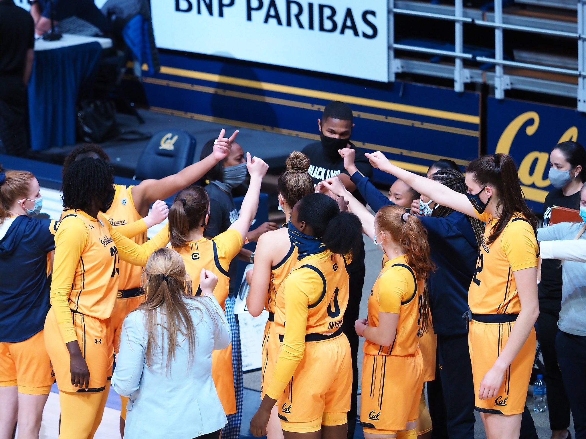 Cal women&rsquo;s 0-2 after loss to Cal State-Bakersfield