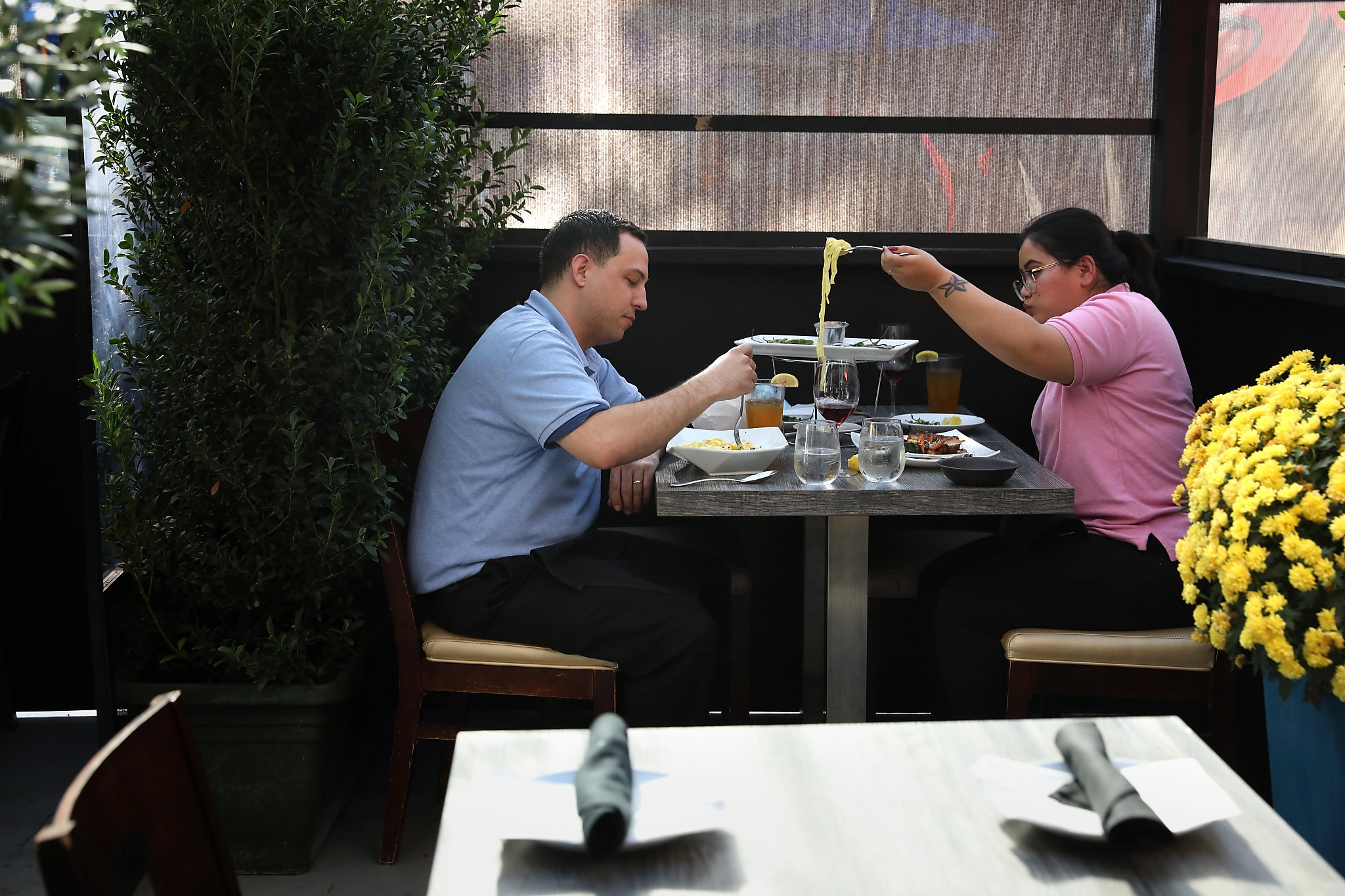 Indoor dining banned at all Bay Area restaurants, just as weather gets