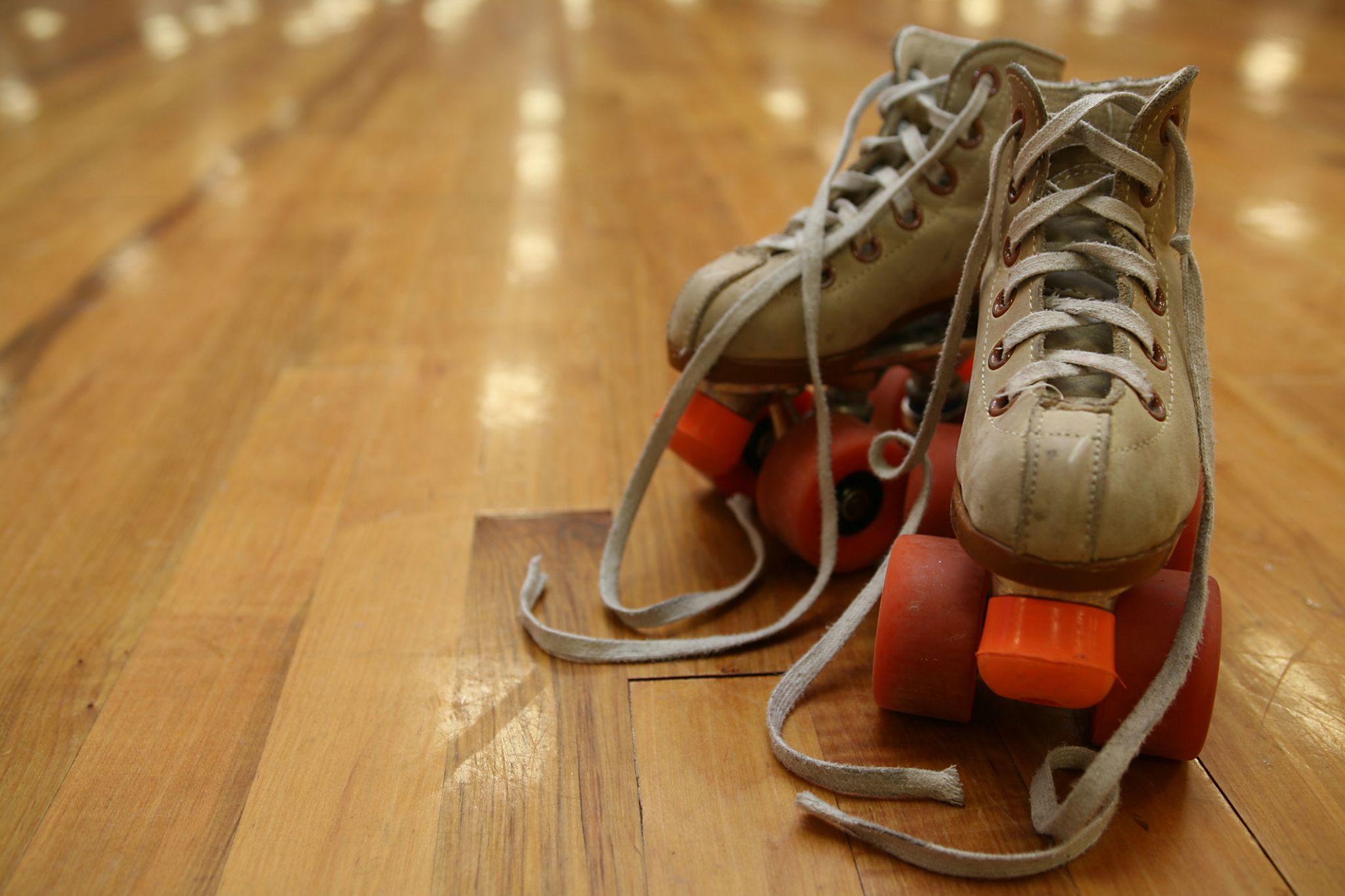 Iconic Jacksonville skate rink bids farewell