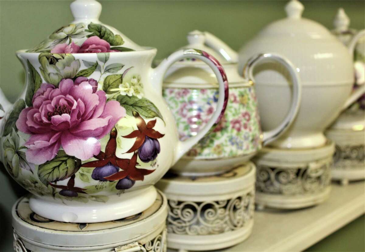  Tea Roses Tea Room - Cromwell Closing in December  